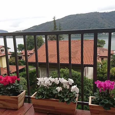Lägenhet La Terrazza Sul Lago Sarnico
